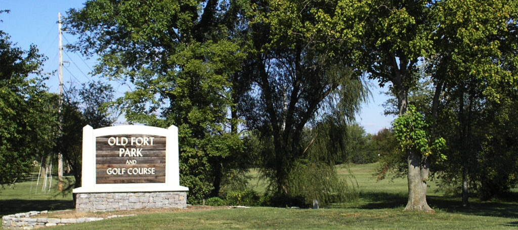 Sign for Old Fort Park and Golf Course